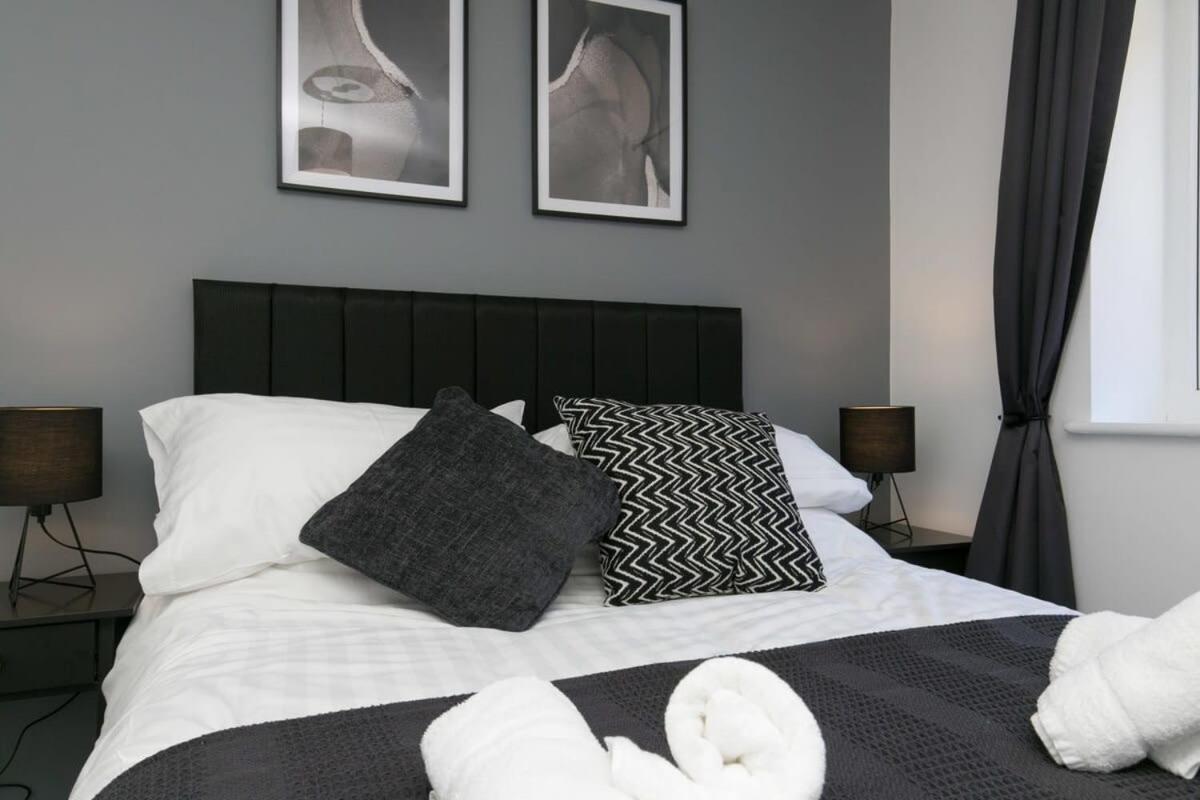 Stunning 2 Bedroom Apartment In Wallasey Exteriör bild